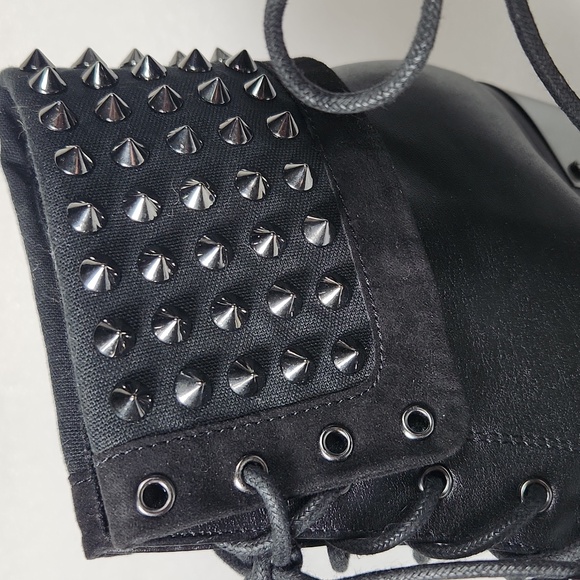 Blackheart Studded Black Combat Boots Hot Topic NIB Size 8 - Picture 7 of 16